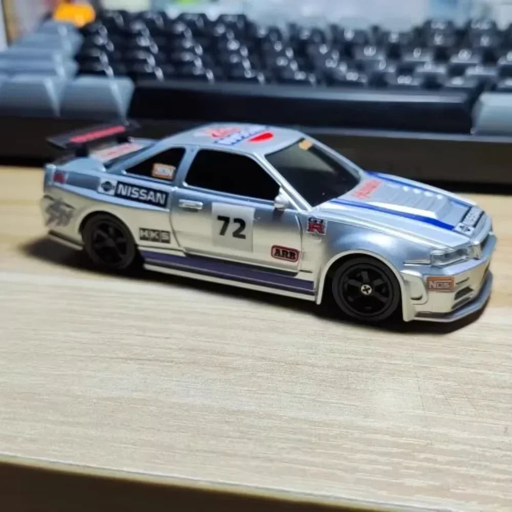 1/43 Mini Drift Race RC Auto a quattro ruote motrici RTR 4WD Radio 2.4G Racing Drifting Ad Alta Velocità Modello di Controllo Remoto Giocattolo Ragazzi Regalo