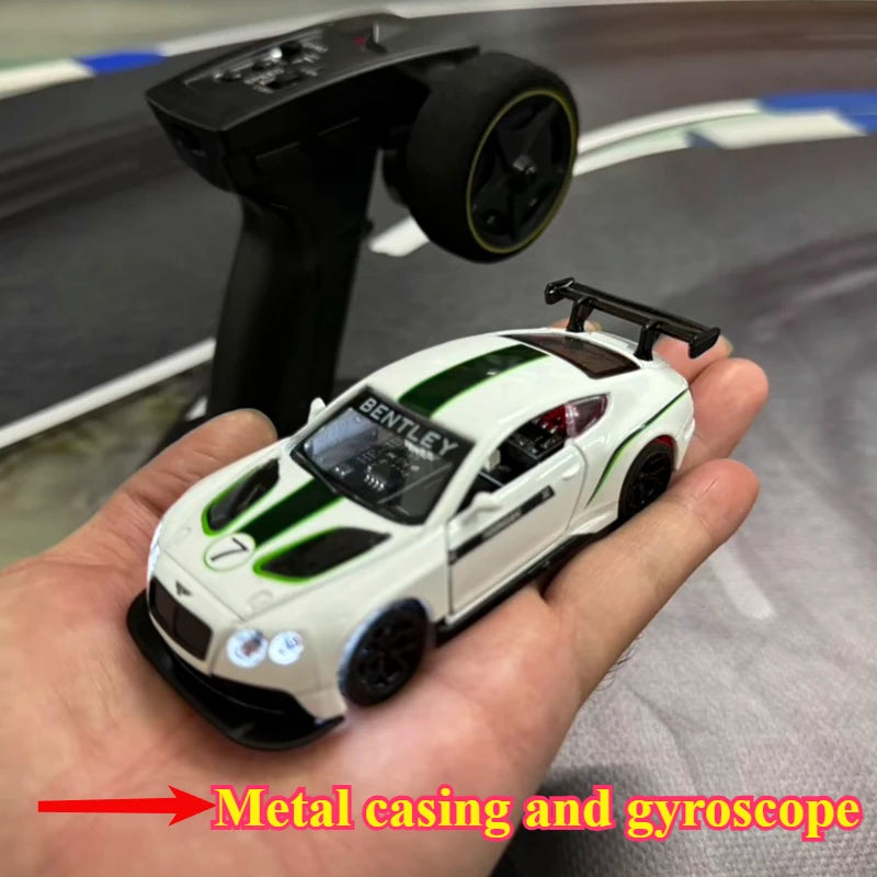 1/43 Mini Drift Race RC Auto a quattro ruote motrici RTR 4WD Radio 2.4G Racing Drifting Ad Alta Velocità Modello di Controllo Remoto Giocattolo Ragazzi Regalo