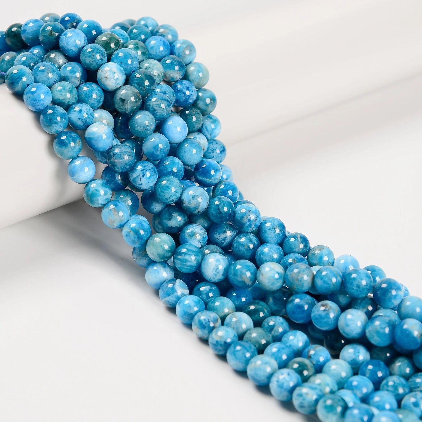 YMJ Natural Bright Light Blue Apatite Stones Bead 6mm 8mm 10mm Smooth Round Beads for Jewelry Bracelet Making