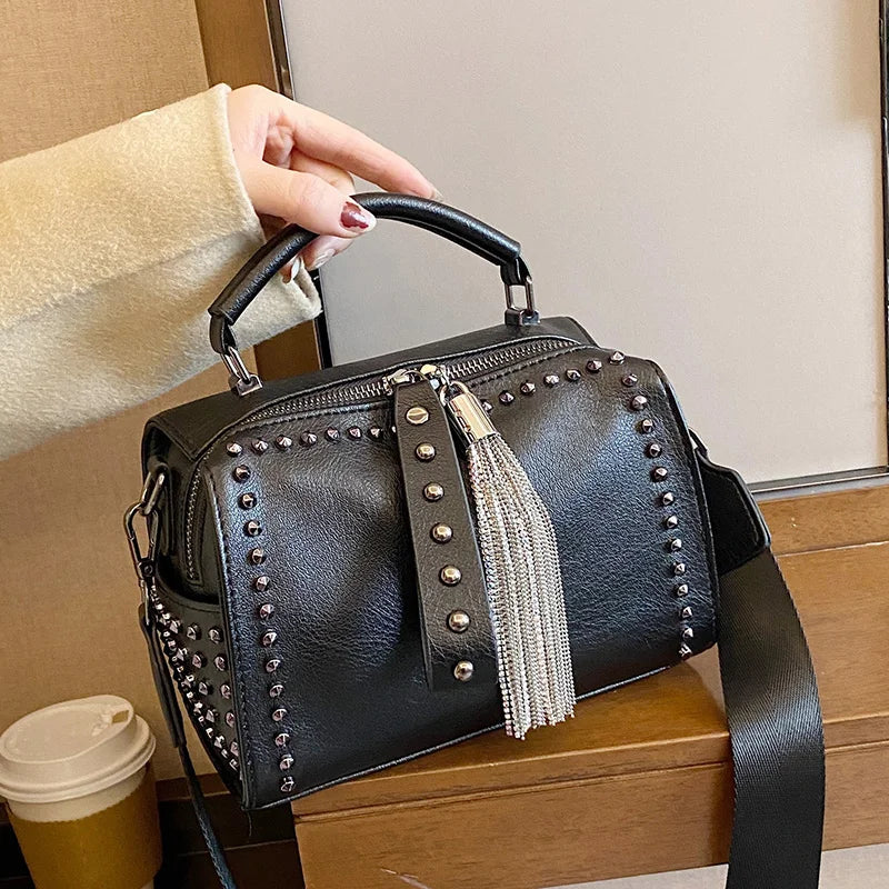 Mode niet frauen handtasche Breiten gurt weibliche Schulter taschen Kette quaste design Damen Umhängetaschen black boston totes