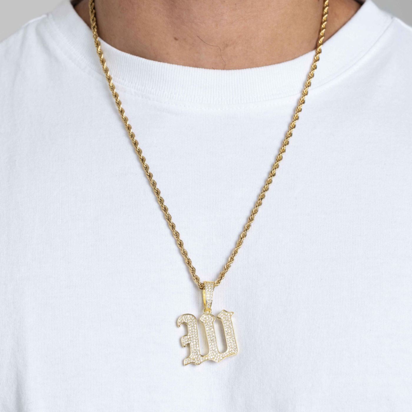 OLD ENGLISH LETTER PENDANT [GOLD]